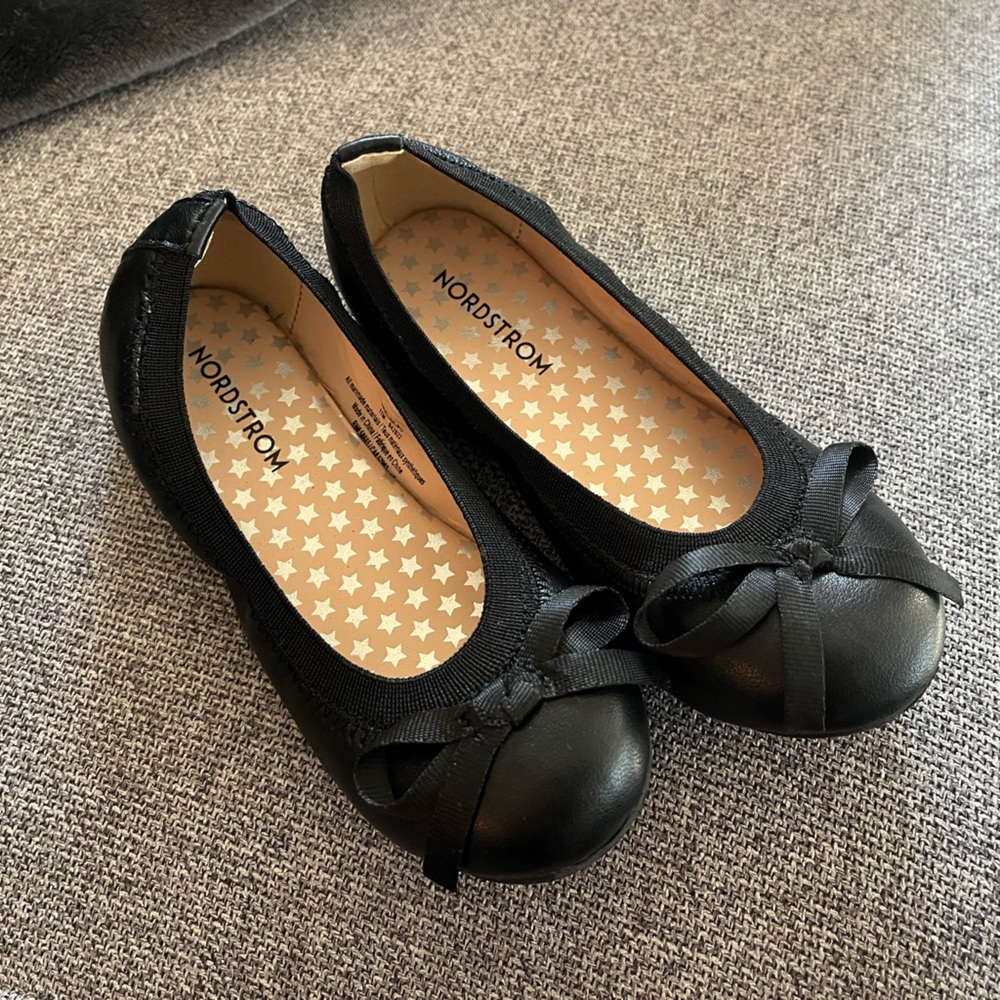 Girls Nordstrom Ballet Flats